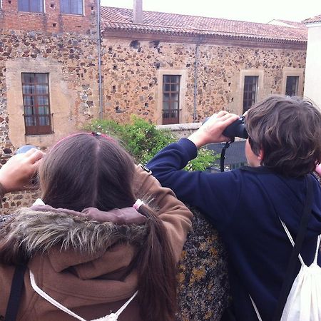 Pintores Rooms Apartamentos Turisticos Caceres Bagian luar foto